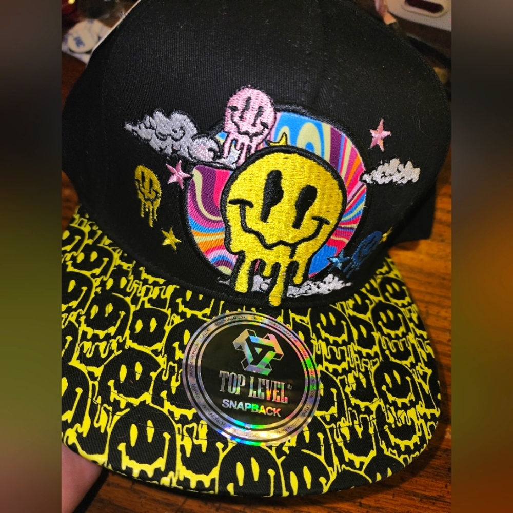 Unisex trippy trucker hat.